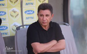 آمار ضعیف امیر قلعهنویی مقابل استقلال