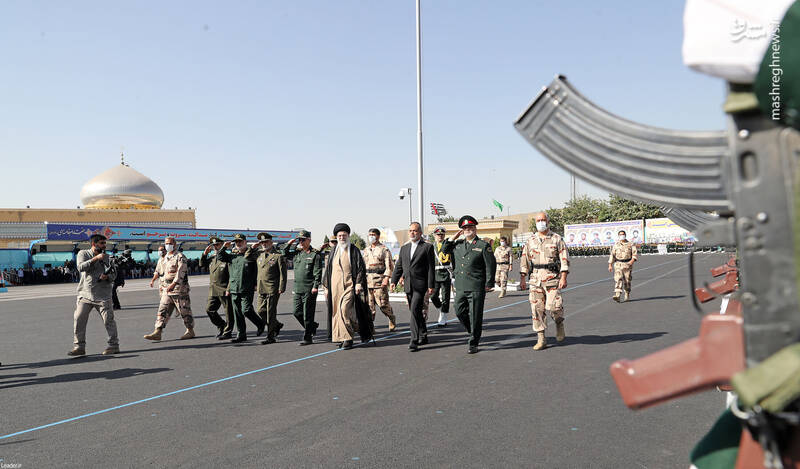 عکس/ حضور رهبر انقلاب در دانشگاه افسری امام حسن(ع)