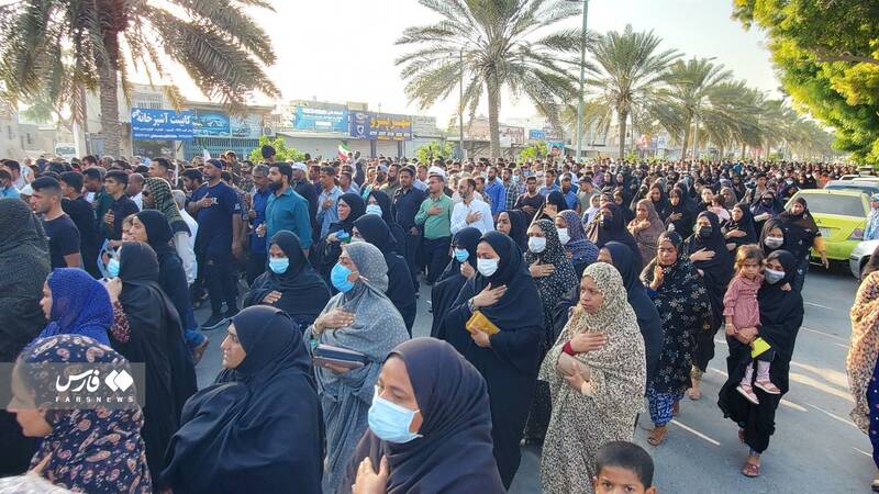 تشییع باشکوه شهید مدافع امنیت در قشم +عکس