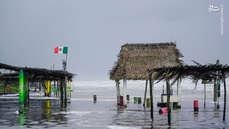 عکس/ طوفان اورلین به مکزیک رسید