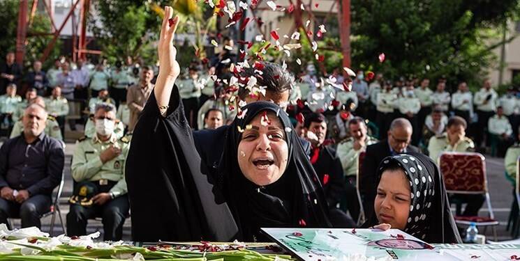 در اغتشاشات چند پلیس شهید شدند؟