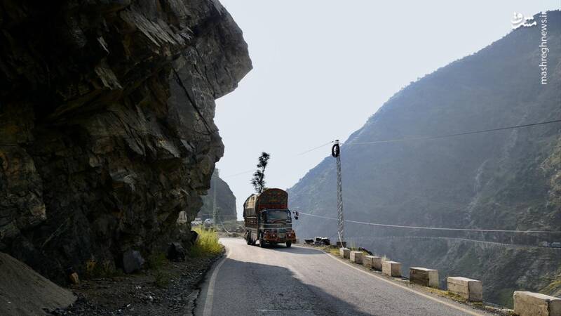 عکس/ یکی از خطرناکترین جادههای جهان