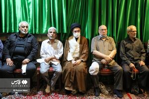 حجت الاسلام مجتبی خامنه ای در مراسم ختم برادر حسین فدایی