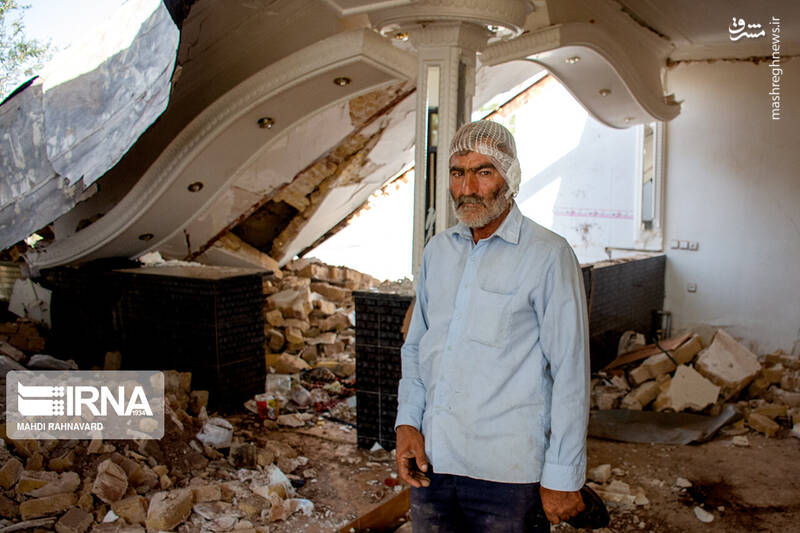 عکس/ بجا مانده از زلزله خوی