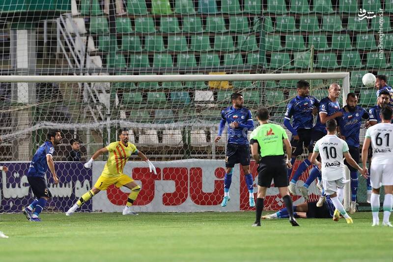 گلبهخودی سبزپوشان اصفهانی را ذوب کرد/ استقلال همسایه پرسپولیس شد