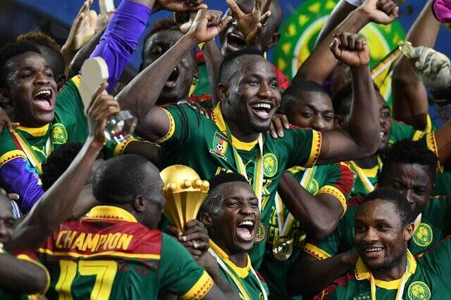 انتظار صعود از این تیم توقع زیادی است!/ کار سخت شیرهای رام نشدنی در قطر + عکس 2