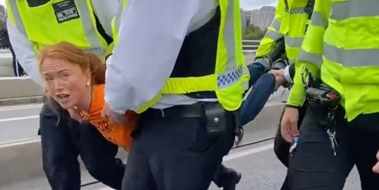 طرح سرکوب معترضان از سوی وزارت کشور و پلیس انگلیس