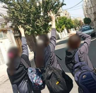 فریب دانشآموزان با دروغهای خوشرنگ و لعاب رسانههای ضدایرانی!