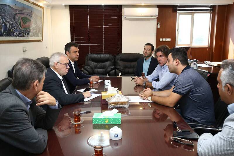 در جلسه مدیرعامل استقلال با ساپینتو چه گذشت؟ +عکس