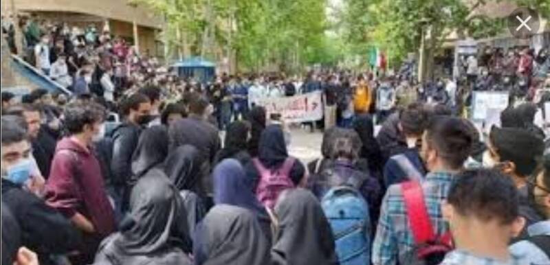 دانش آموز کجا و اغتشاش کجا؟ 4