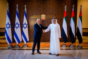 دیدار رهبر اپوزیسیون اسرائیل با وزیر خارجه امارات