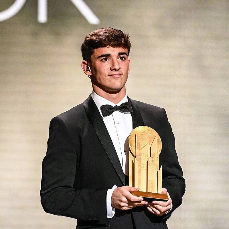 ستاره بارسا پسر طلایی شد +عکس