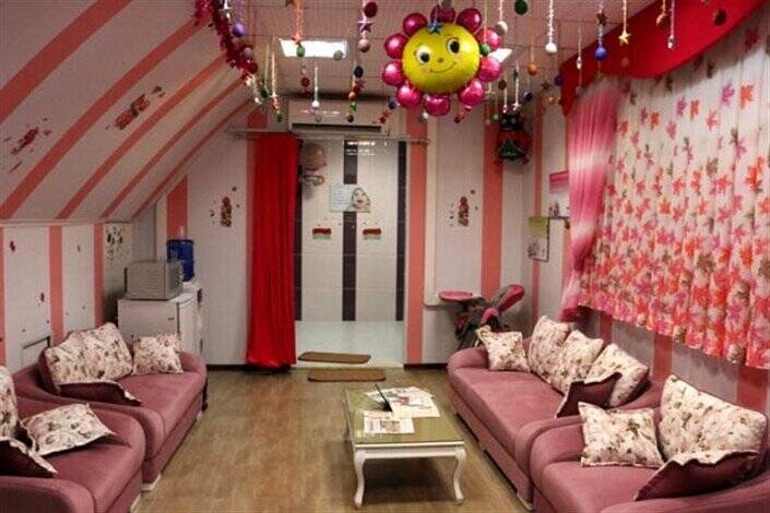 تصاویر | ایستگاههای مادرانه متروی تهران | کدام ایستگاهها اتاق مادر وکودک دارند؟