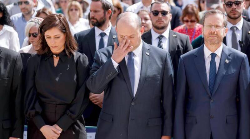 نامه نفتالی بنت به صهیونیستهای ساکن اراضی اشغالی/ بنت: با این روند، قطعا اسرائیل ۸۰ سالگی خود را نخواهد دید/ صهیونیست ها درباره بقا و آینده اسرائیل چه میگویند؟