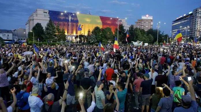 ناآرامیهای داخلی و بیثباتی در فرانسه، آلمان، انگلیس، رومانی و جمهوری چک