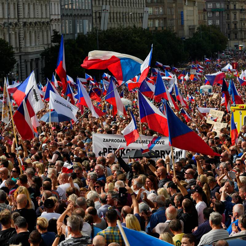 ناآرامیهای داخلی و بیثباتی در فرانسه، آلمان، انگلیس، رومانی و جمهوری چک