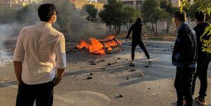 تغییر رژیم با سه چاشنی: جوانان، شعار و ترانه جهانی / چگونه به دنبال پیاده کردن مدل انقلاب سودان در ایران بودند؟