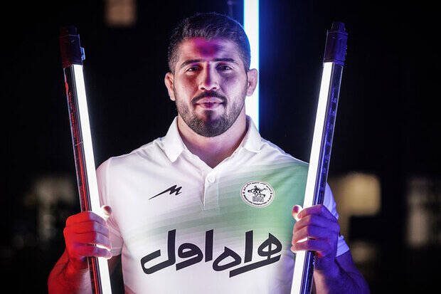 اتفاقی عجیب که قهرمانی را از کشتی ایران گرفت/ تهدید رئیس عصبانی!