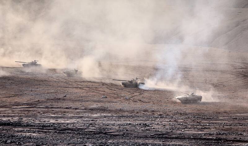 رزمایش اقتدار نیروی زمینی سپاه برای دوستان و دشمنان ایران چه پیامی داشت؟