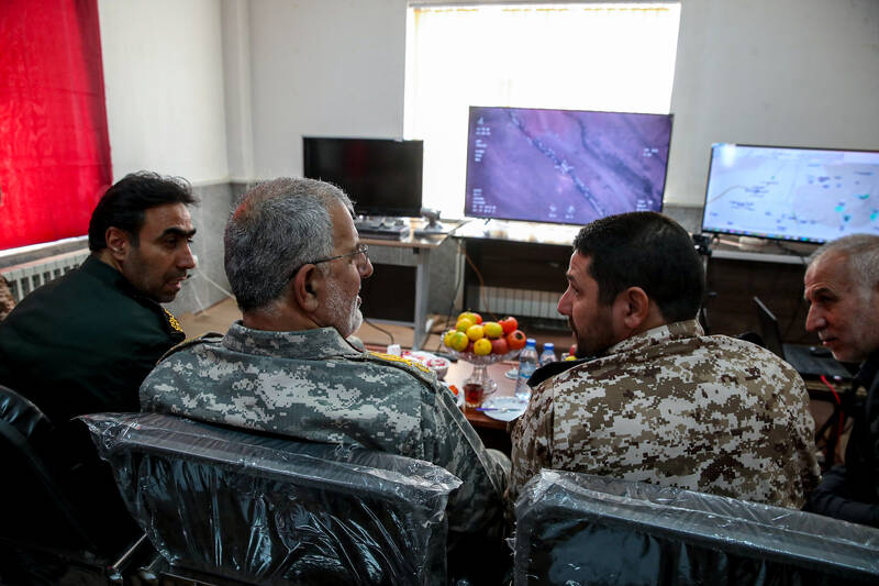 رزمایش اقتدار نیروی زمینی سپاه برای دوستان و دشمنان ایران چه پیامی داشت؟