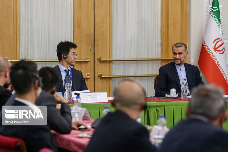 عکس/ دیدار اعضای اوآنا با وزیر امور خارجه