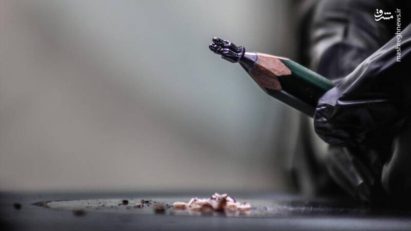 عکس/ یک اثر هنری روی نوک مداد