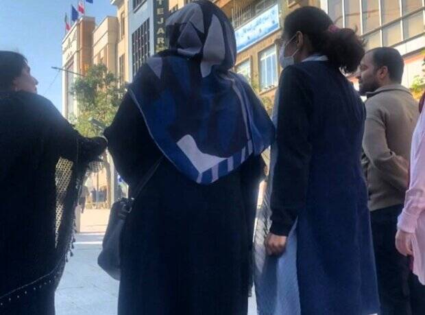 بفرمایید کوکتلمولوتوف بردارید!/ شش هزار کلمه از دیار مهسا امینی