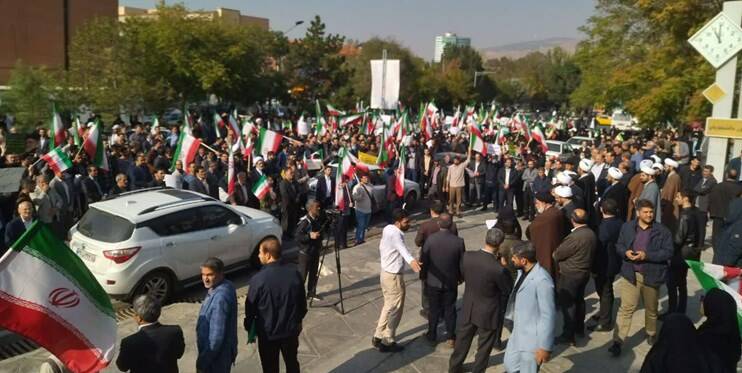 از بوشهر تا تبریز، دانشجویان یک کشور علیه اغتشاشات به پا خواستند + عکس و فیلم