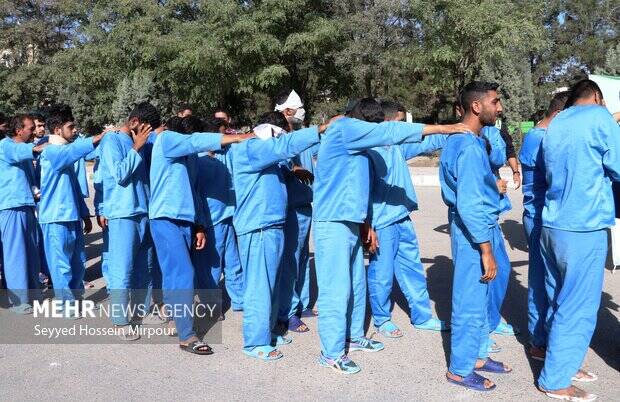 از سرقت با پابند الکترونیک تا لو رفتن دپوی تنباکوهای قاچاق