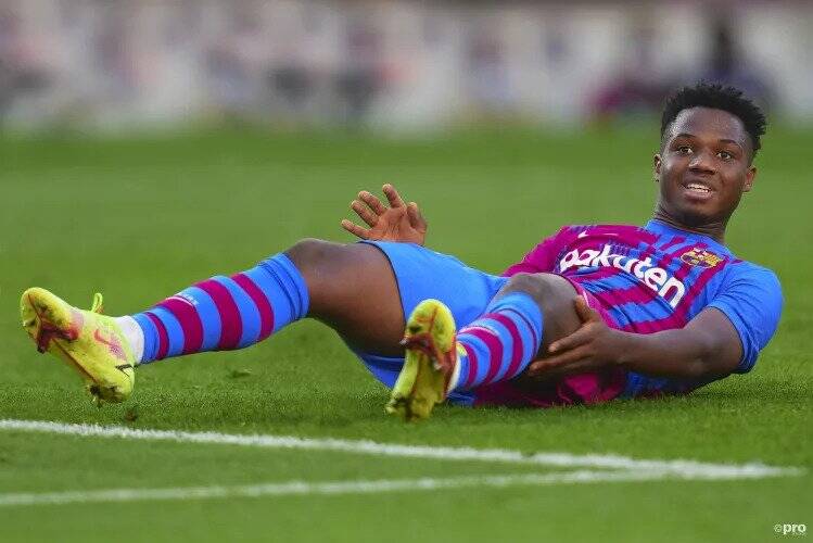 ستاره بارسلونا از ژاوی عصبانی شد +عکس