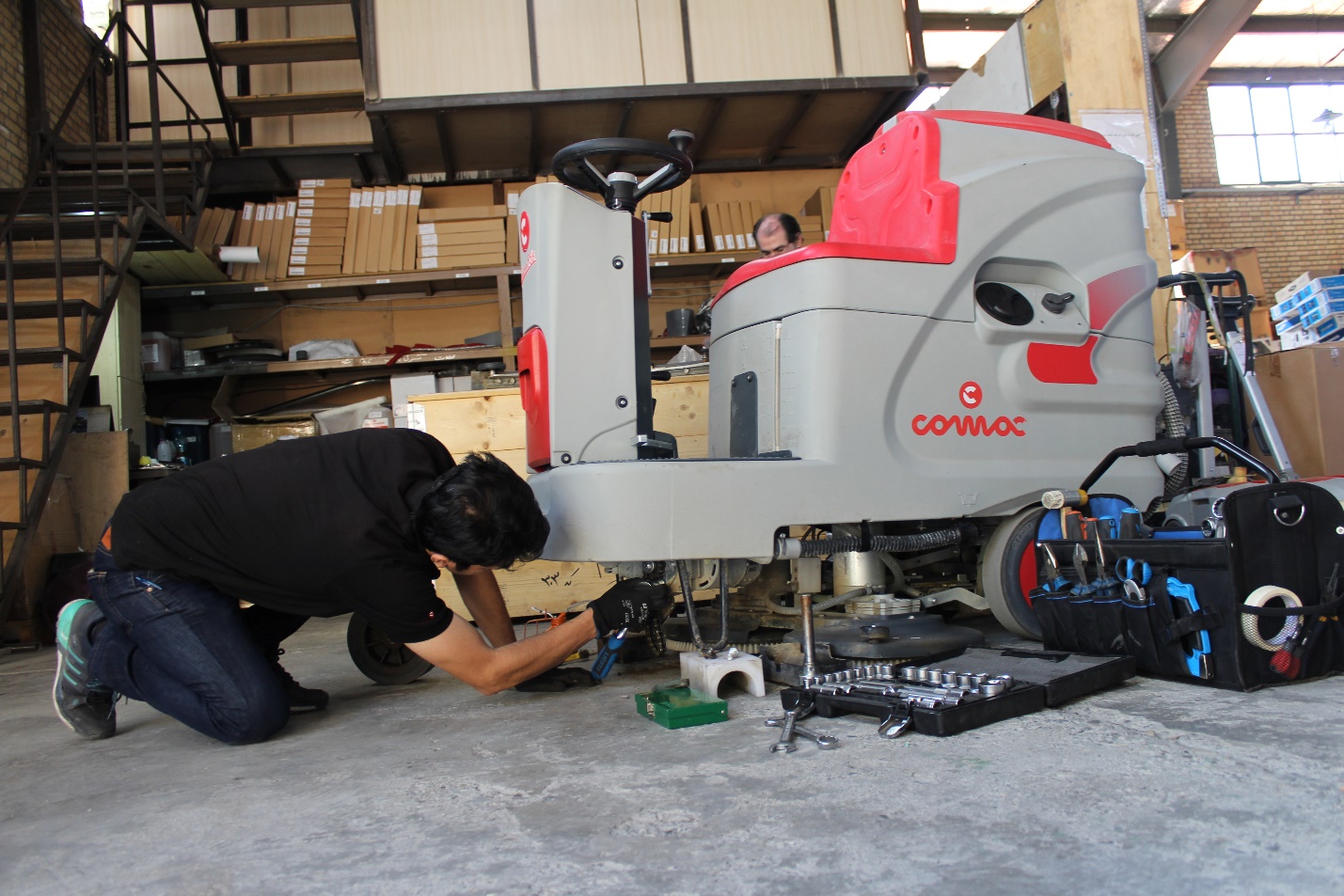 تعمیر اسکرابر و زمین شوی صنعتی