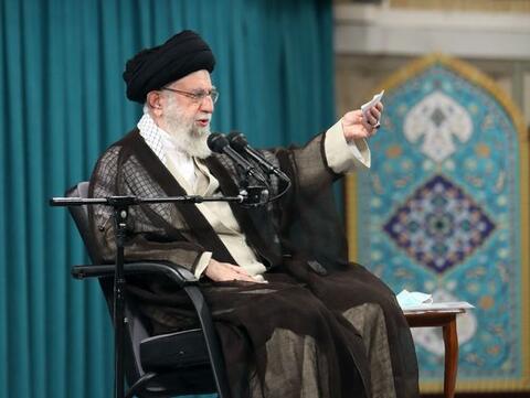 شیوههای مقام معظم رهبری در طریقت زندگی و برخورد با زیردستان