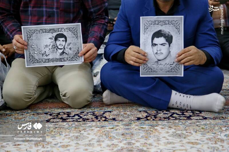 عکس/ غبارروبی ضریح حرم حضرت معصومه(س) توسط زندانیان