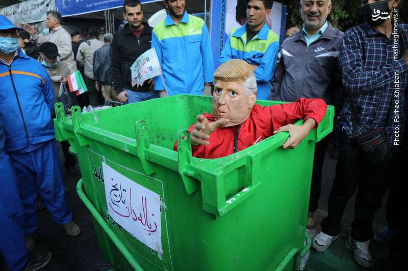 انزجار مردم از دخالت غرب در امور ایران/ حضور پررنگ دهه هشتادی و نودیها در راهپیمایی +عکس و فیلم