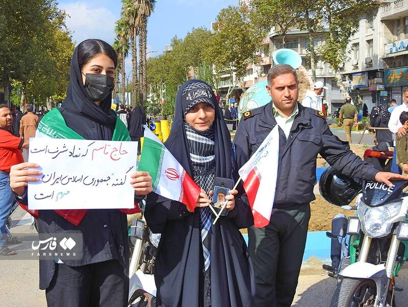 رکوردشکنی جدید در راهپیمایی ۱۳ آبان/ ۱۰ میلیون نفر در بیش از ۹۰۰ شهر ایران به خیابانها آمدند