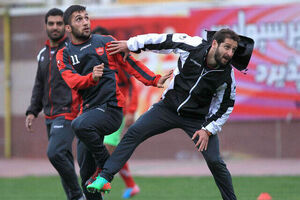 حذف ۲ پرسپولیسی از لیست جام جهانی/ درگیری با کاپیتان استقلالی دلیل تصمیم مهم کی روش؟