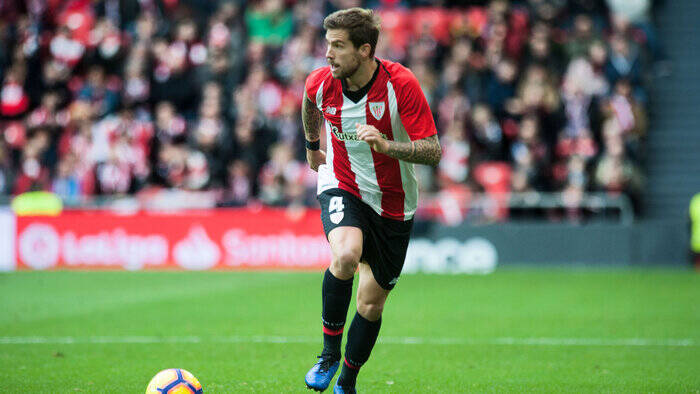 جایگزین پیکه در خط دفاعی بارسلونا