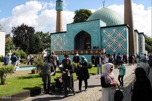 آزادی بیان هیتلری/ مرکز اسلامی هامبورگ بسته می‌شود؟