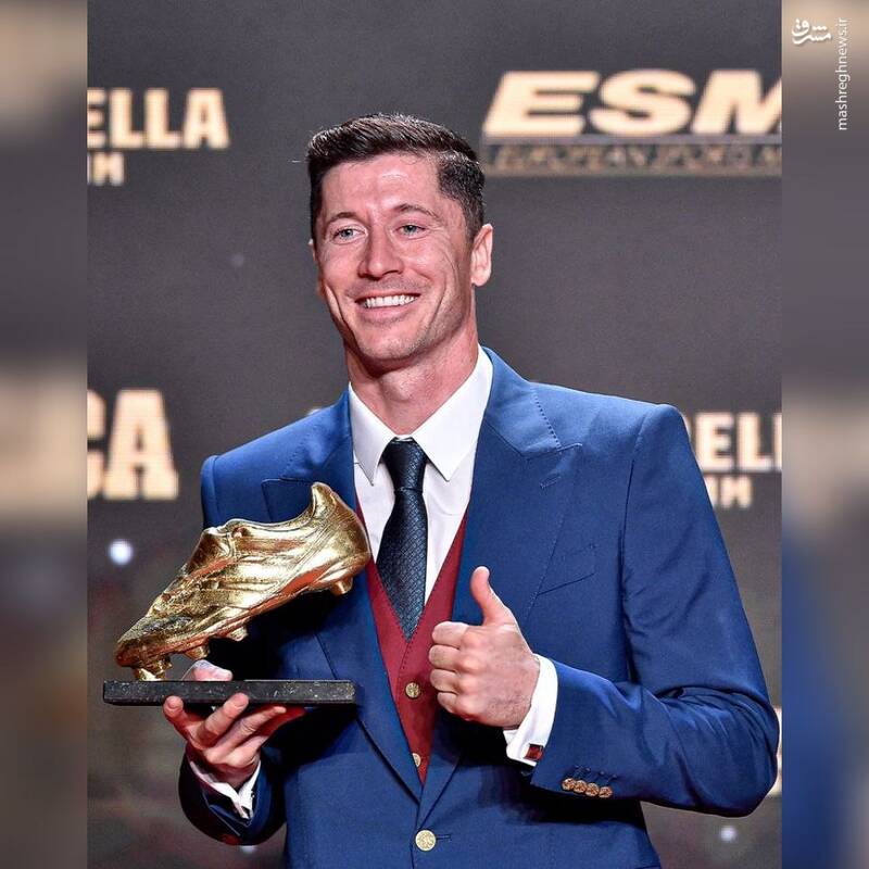 لواندوفسکی کفش طلا گرفت +عکس