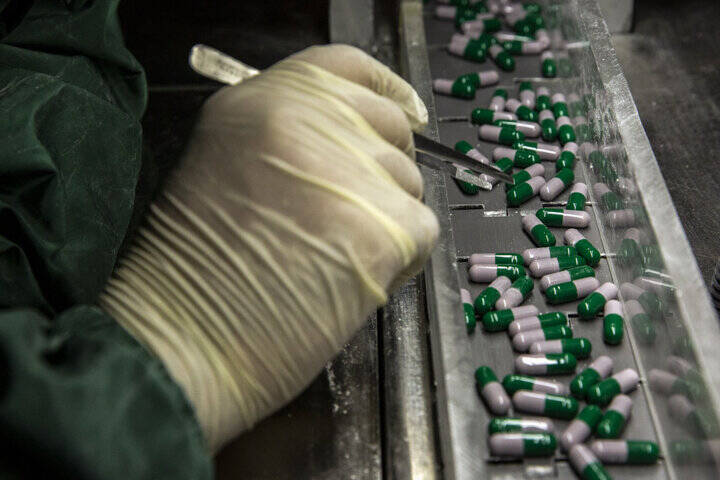 سخنگوی وزارت بهداشت: بازار آنتیبیوتیک کشور تا پایان آبان اشباع خواهد شد