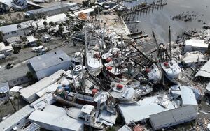 فیلم/ طوفان سهمگین استوایی در فلوریدا طوفان سهمگین استوایی در فلوریدا