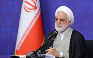 مسئولان قضایی از هر راهی برای کنترل بازار دارو به دولت کمک کنند