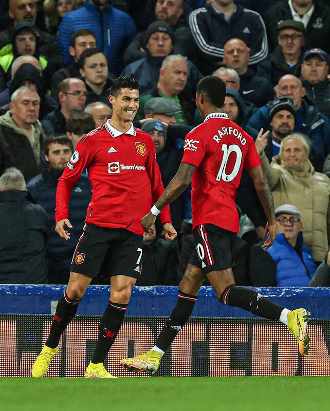 گرد و خاک رونالدو پیش از جام جهانی 6