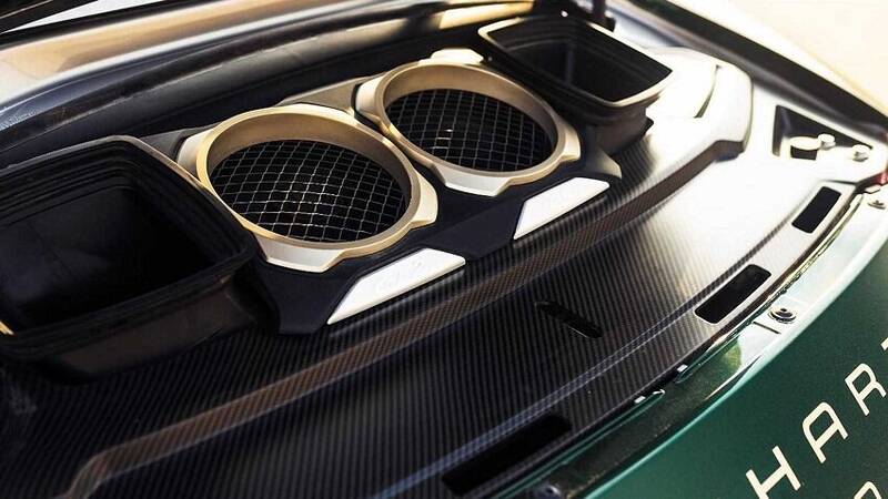 تصاویر | پورشه 911 تیونینگ شده با ۱۰۰۰ اسب بخار پرواز میکند