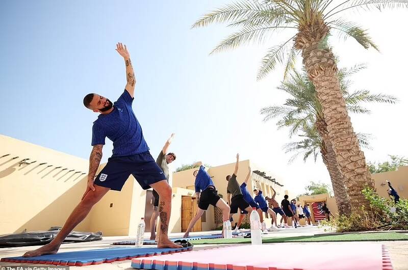 اولین تمرین انگلیس در قطر +عکس