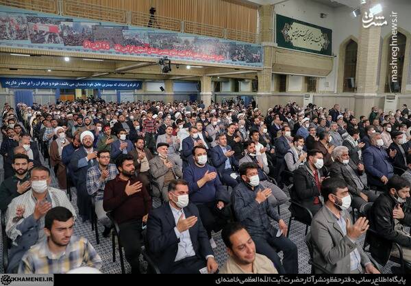 جمعی از مردم اصفهان با رهبر انقلاب دیدار کردند