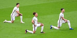 ساوتگیت: در دیدار با ایران مثل بازیهای قبل زانو میزنیم