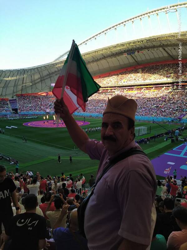 عکس/ تماشاگر ایرانی با لباس محلی