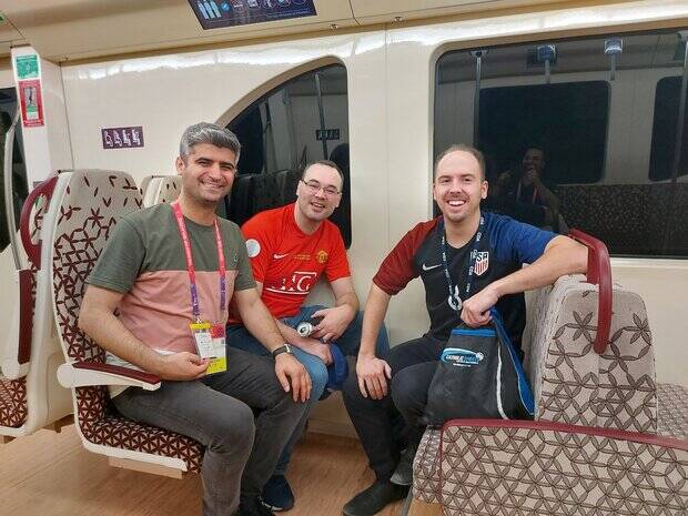 کری خیابانی با هواداران دو حریف/ ولز و آمریکا از ایران میترسند!