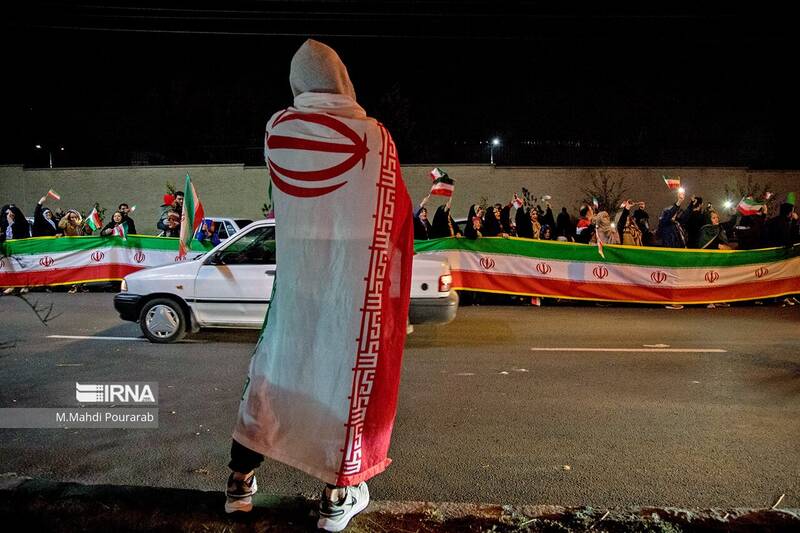 عکس/ شادی مردم کرج پس از پیروزی تیم ملی